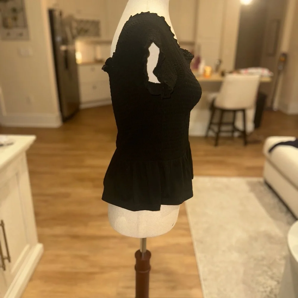 American Eagle Outfitters Black Ruffle Top - Picture 2 of 4